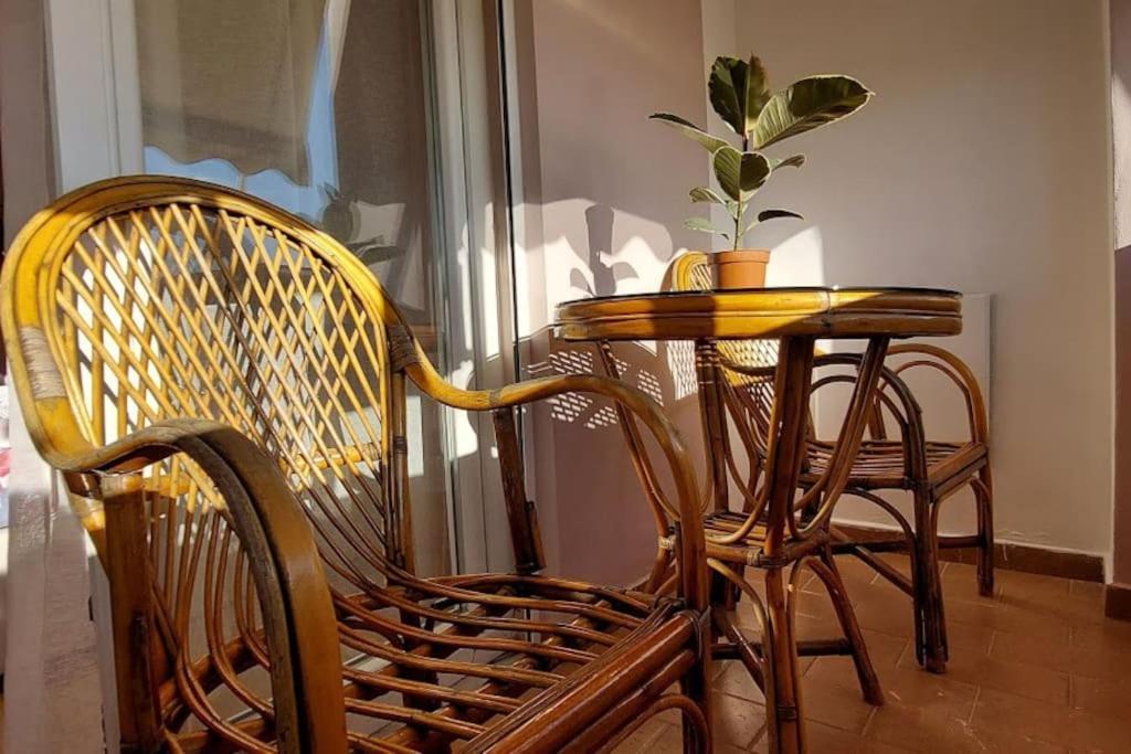 Cozy Sunlit Apartment With Scenic Balcony View Τίρανα Εξωτερικό φωτογραφία